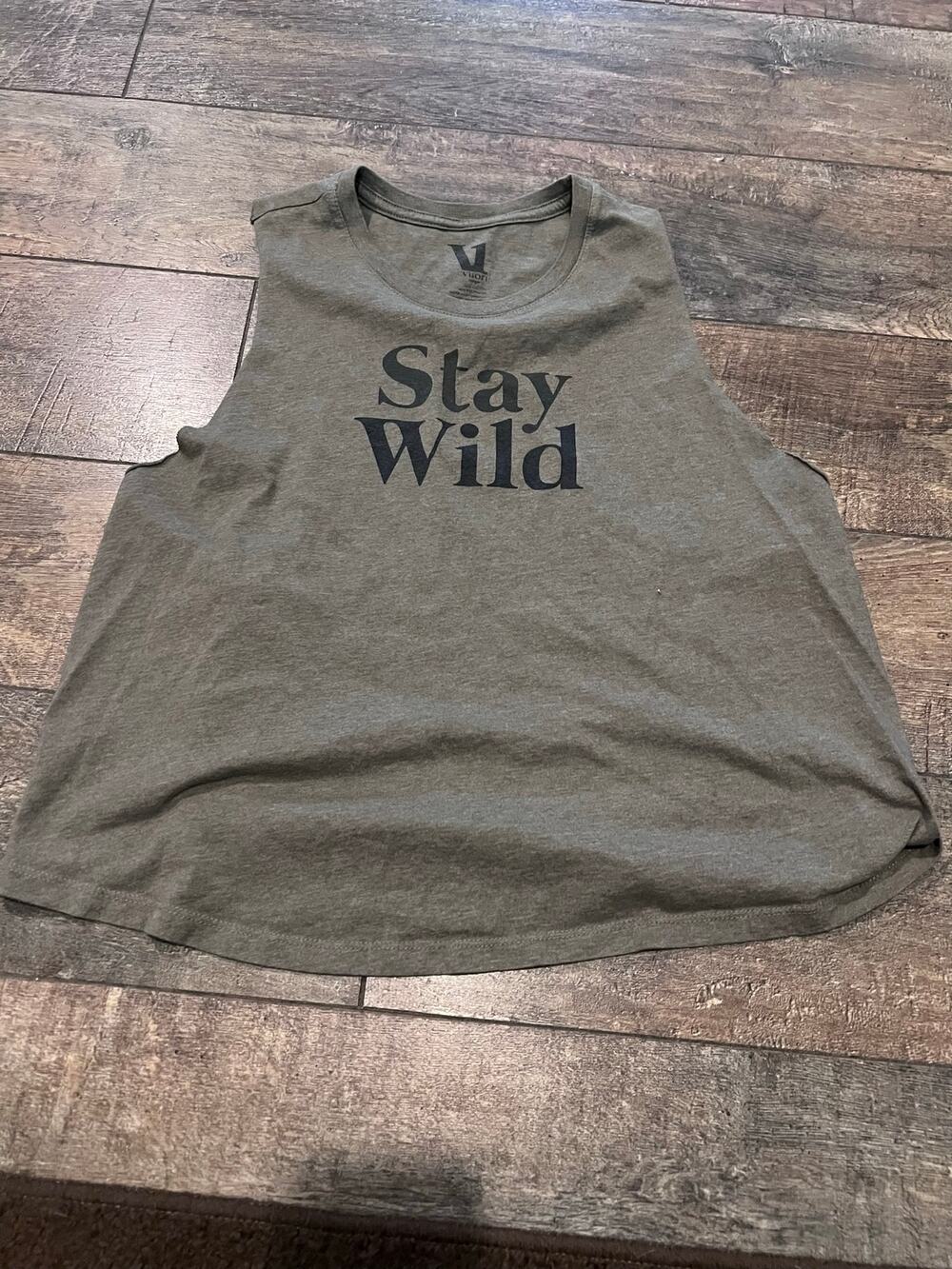 Vuori Stay Wild Crop Tank